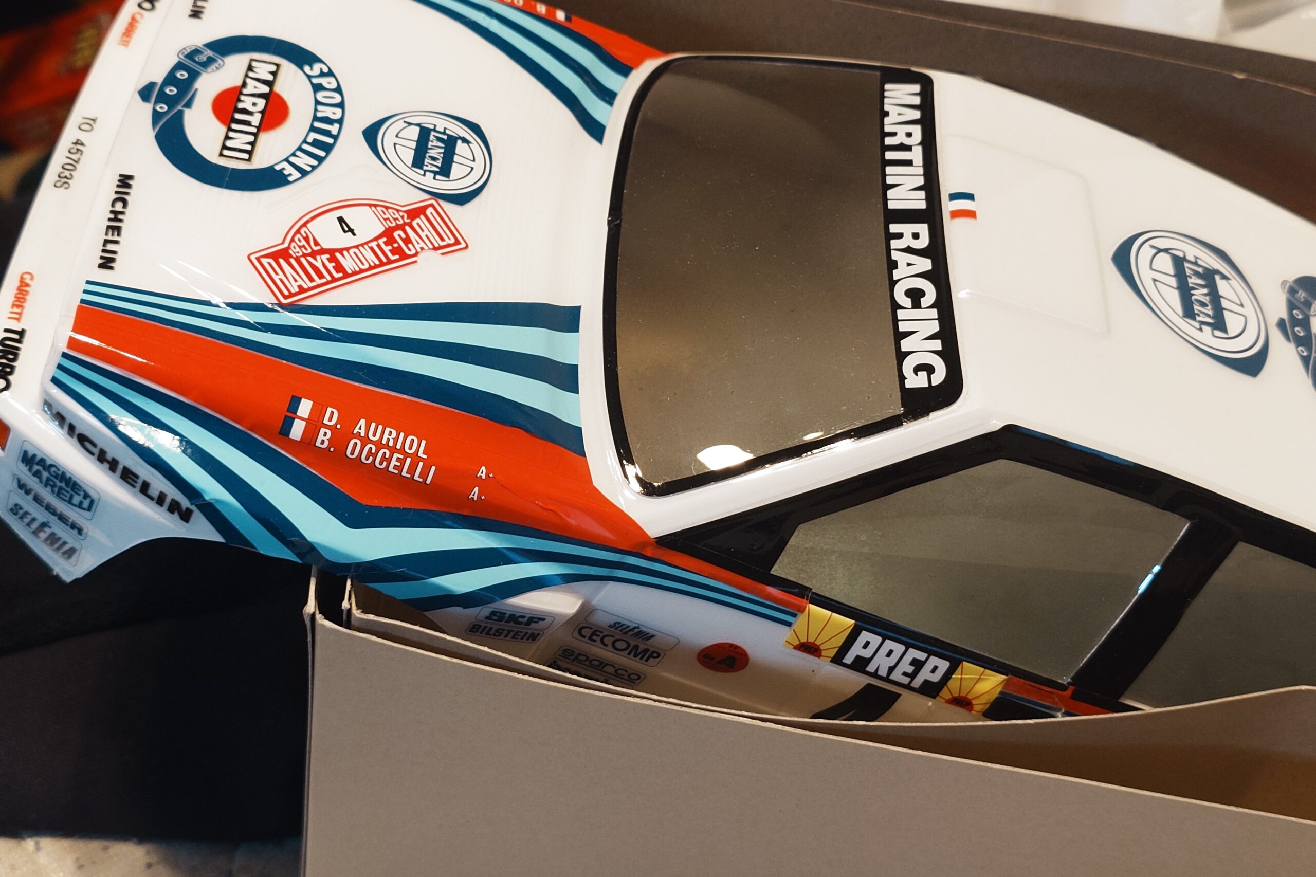 TT-02 ボディ制作 その1