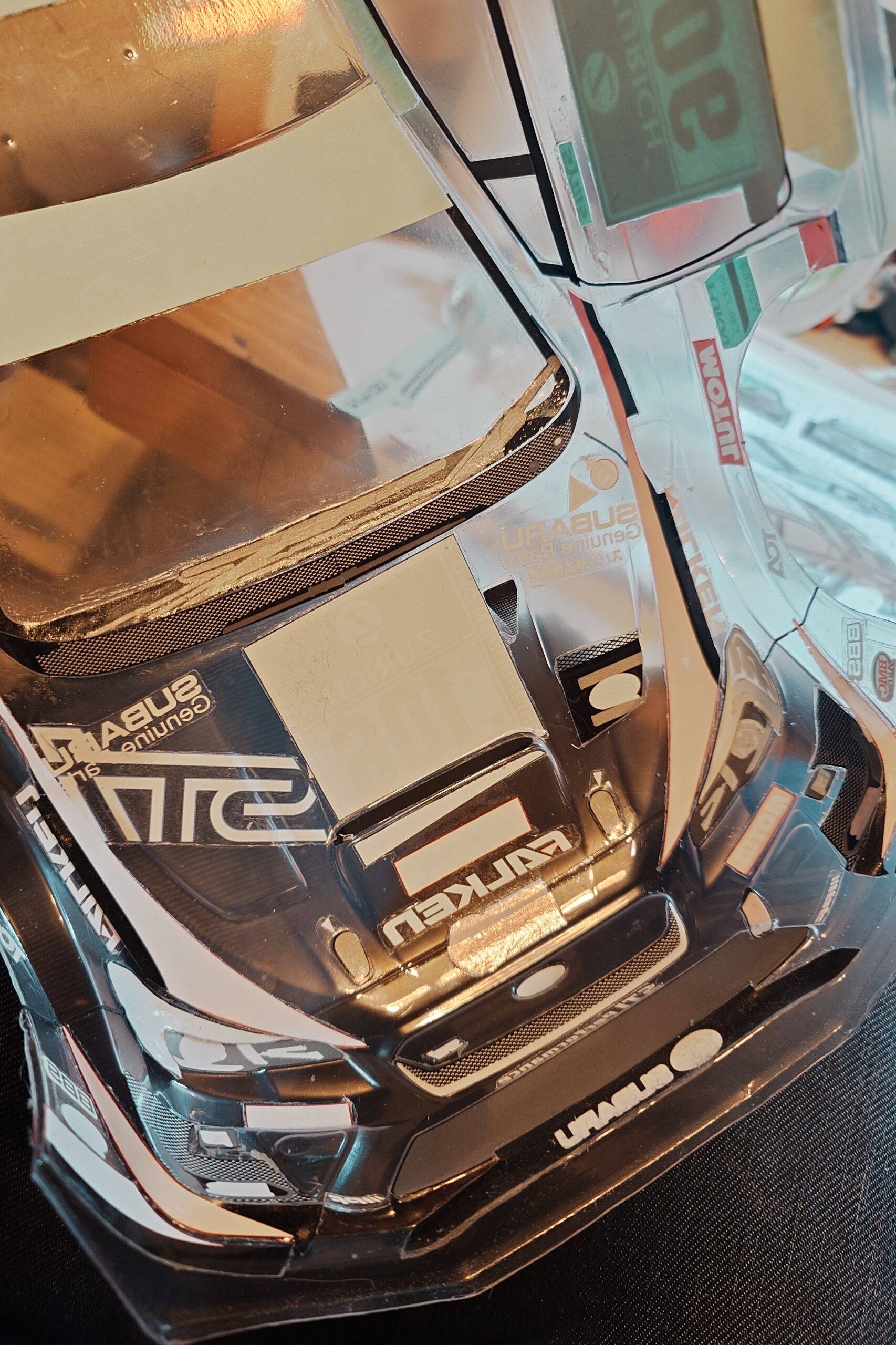 TT-02 ボディ制作 その3 シールのコーティング